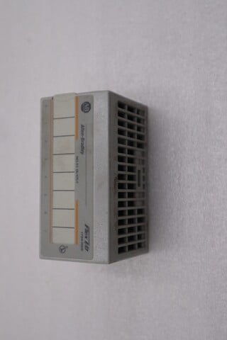 Allen-Bradley bradley 1794-0w8 ser a relay output stock h128a - Image 3