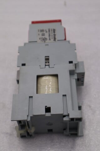 Allen Bradley 100S-C16DJ14C Guard Master Safety Contactor STOCK L-484-C - Image 4