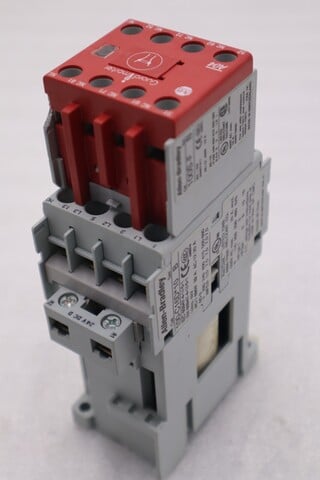 Allen Bradley 100S-C16DJ14C Guard Master Safety Contactor STOCK L-484-C - Image 5
