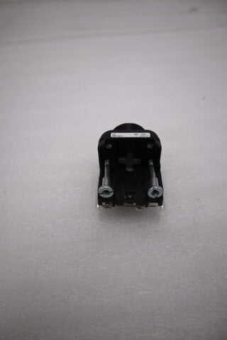 Allen-Bradley Allen Bradley Black Push Button 800H-AR2A Ser. F NEW OPEN BOX STK H1249A - Image 3