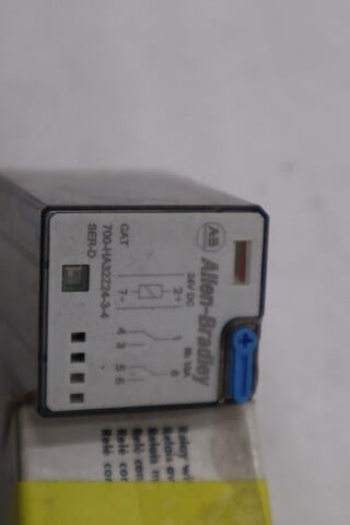Allen-Bradley Bradley 700-HA32Z24-3-4/D Relay, new open box, STK K2102CC - Image 3