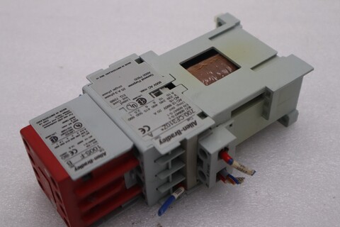 Allen-Bradley bradley 700s-cf440djc safety control relay 8 pole 24vdc stock 5089 - Image 3