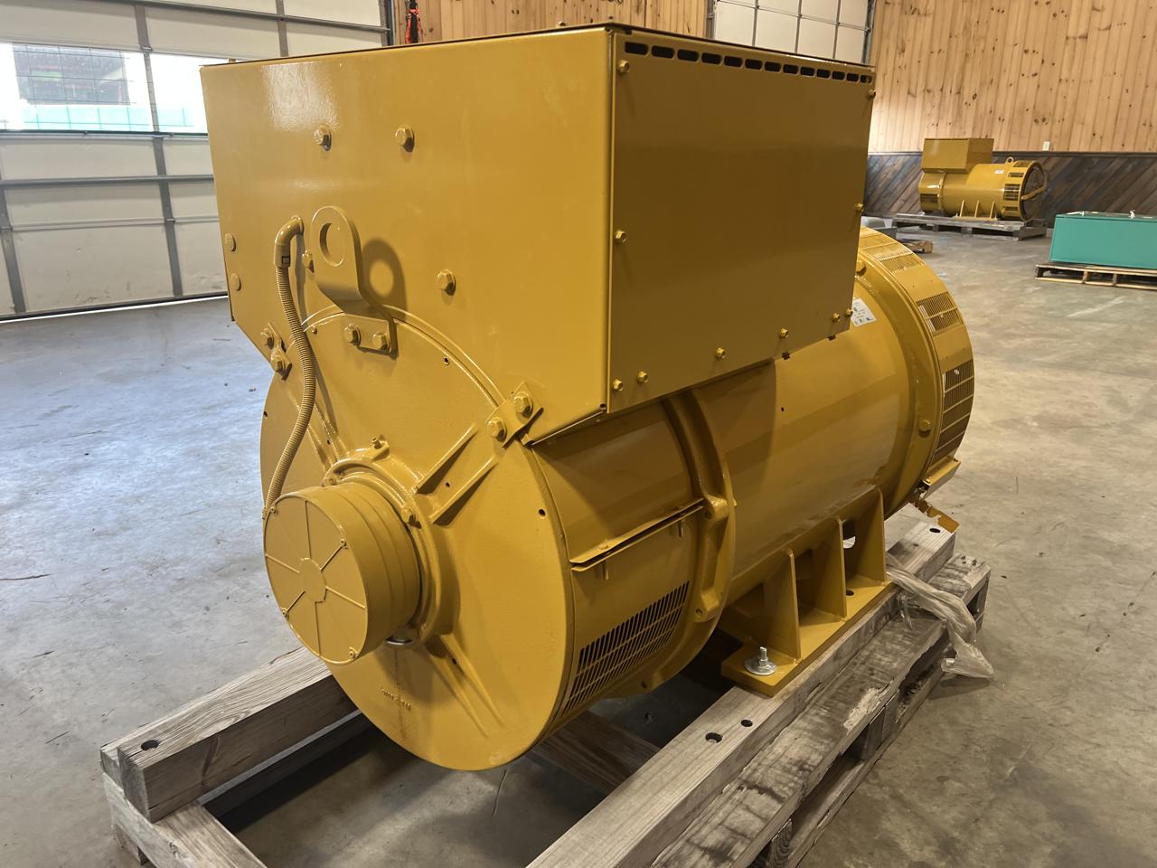 750 KW Caterpillar #LC7034J, generator end, 480 Volts, 12 wires, 18" flywheel, 0 hours, 2024 - Image 4
