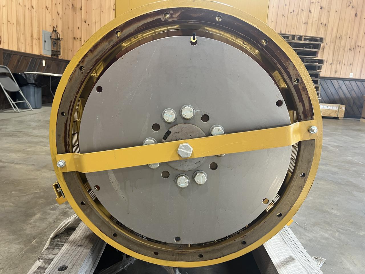 750 KW Caterpillar #LC7034J, generator end, 480 Volts, 12 wires, 18" flywheel, 0 hours, 2024 - Image 8