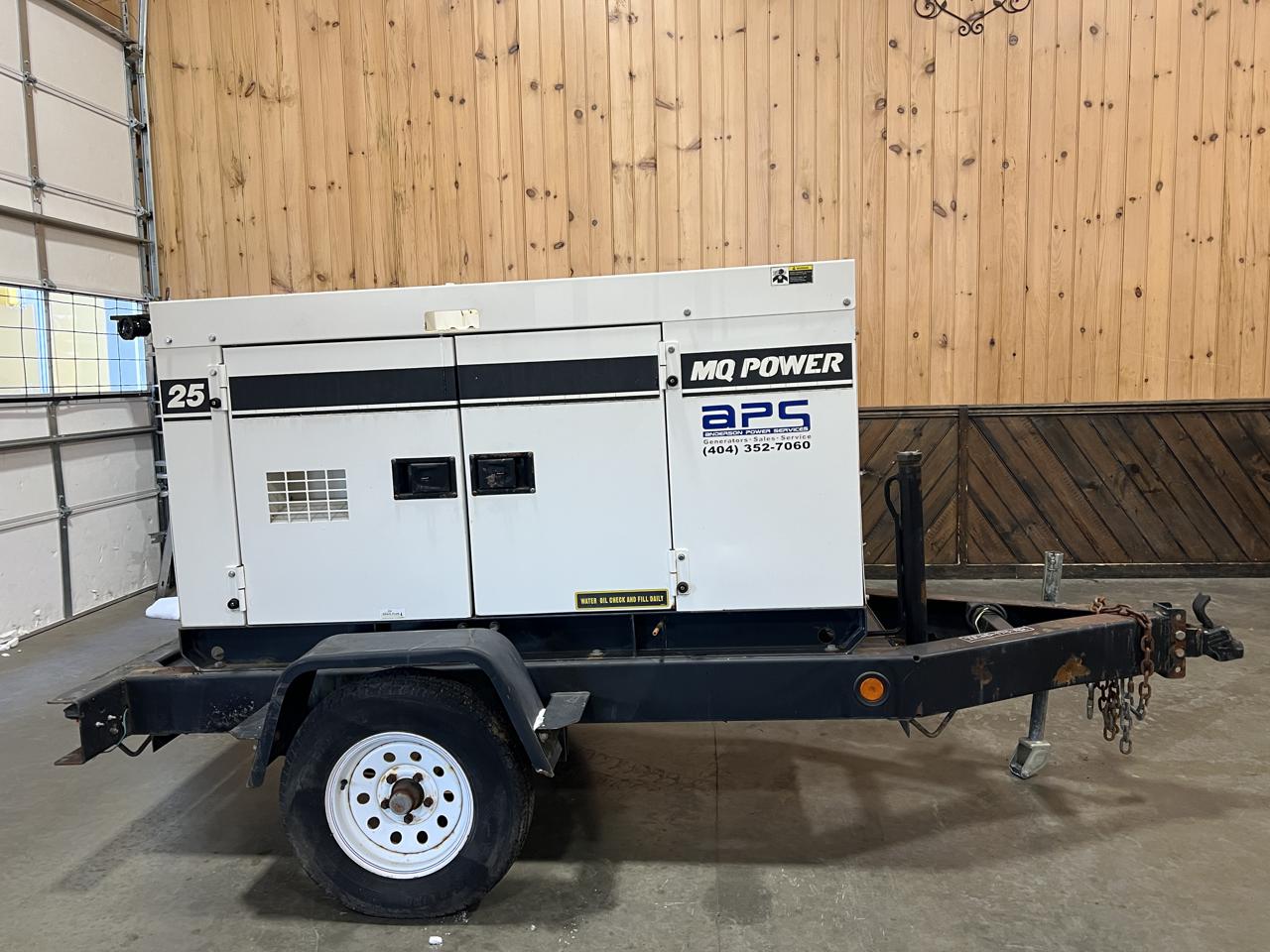 26 KW Multiquip Power #DCA-25SSIU2, diesel generator set, 1/3 phase, Isuzu engine, trailer mounted, voltage - Image 1