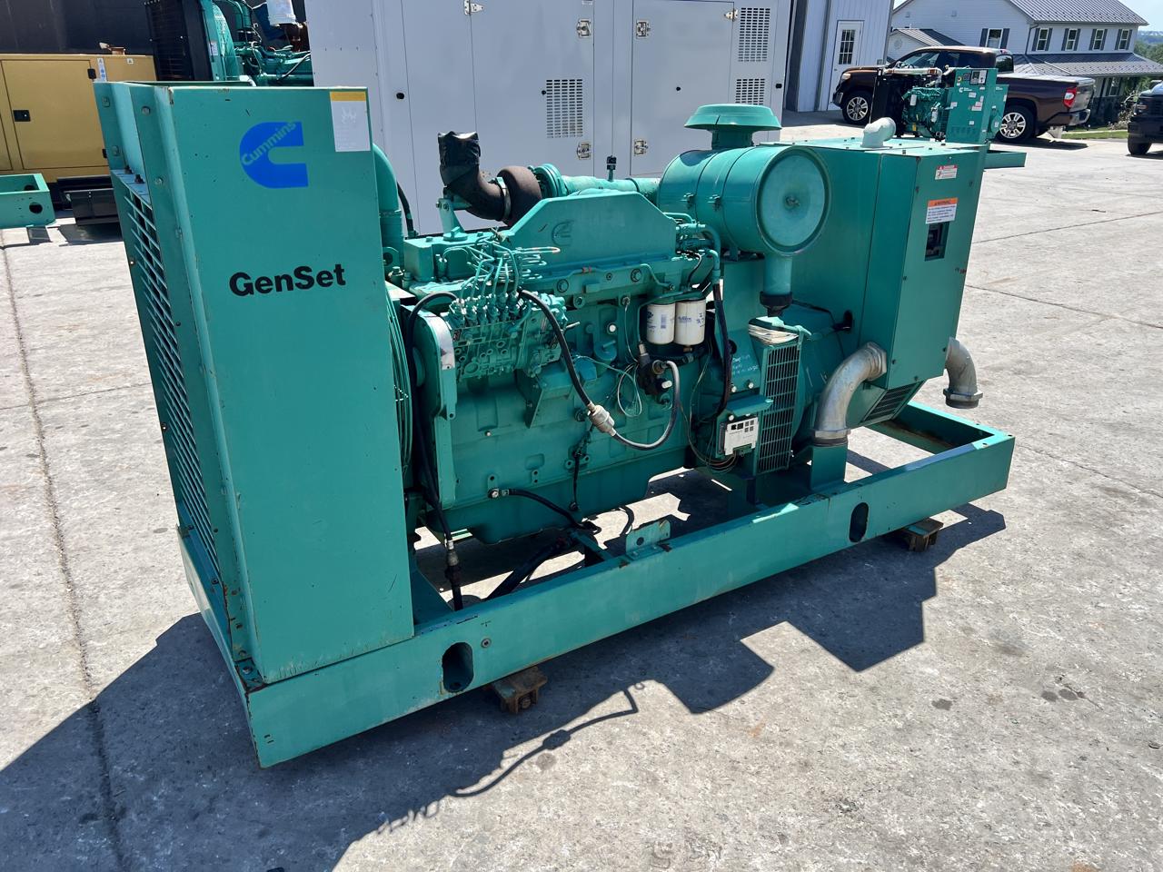 150 KW Cummins/Onan #150DGFA, diesel generator set, 480 Volts, 1/3 phase, 8.3L Cummins engine, open skid - Image 5