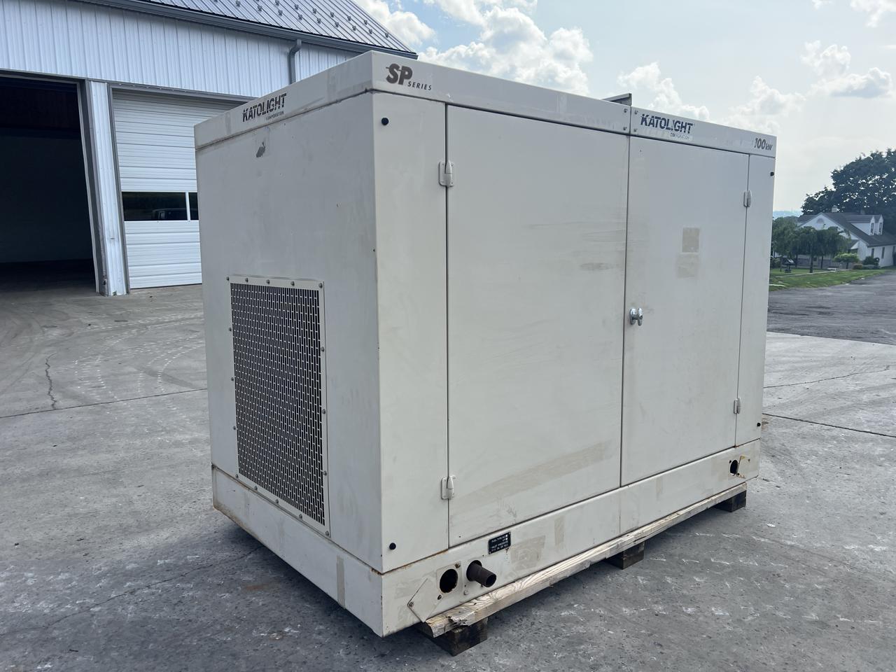 100 KW Kato light #100FPG4, NG/LP generator set, 120/208 Volts, 1/3 phase, 8.1L PSI engine, enclosed, 114 - Image 3