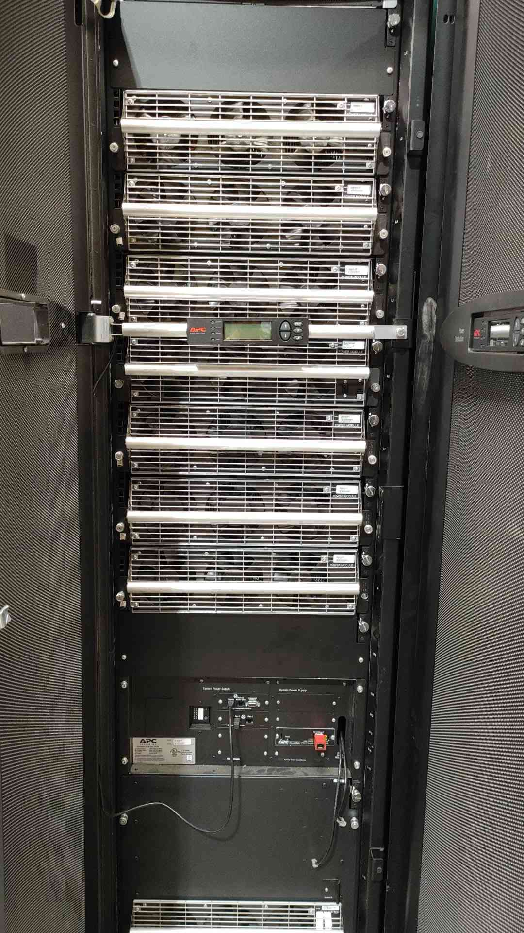 80.0 KVA APC Symmetra PX #SYCF80KF, uninterruptible power supplies system, 80 KW, 208 Volts, 3 phase, w/ - Image 4