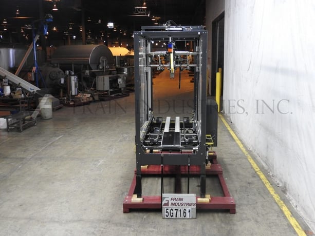 Little David #16R, automatic, random, top case closer and tape sealer, 2-10 cases per minute (2 available) - Image 3