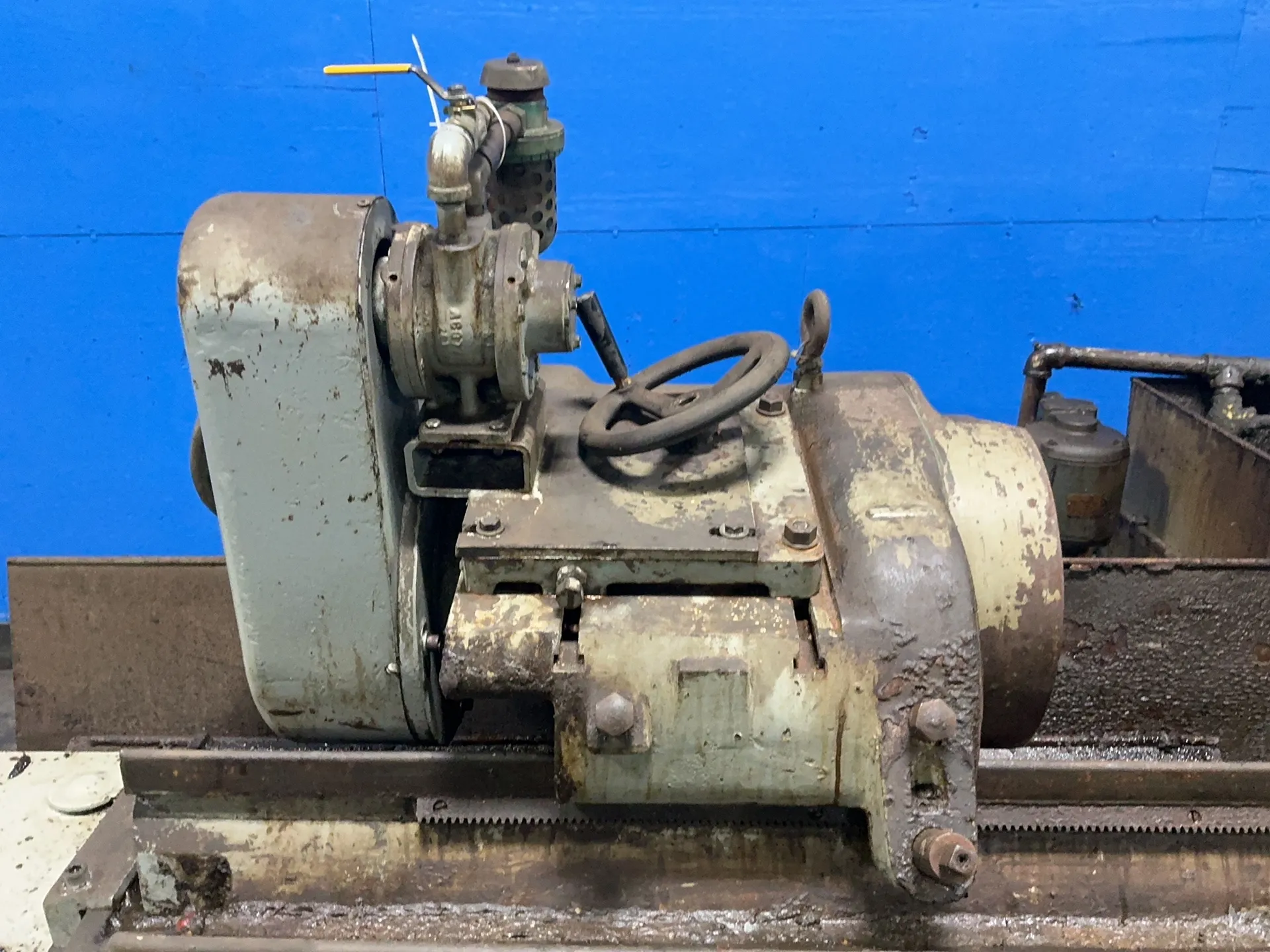 14" x 120" Cincinnati, universal ID/OD cylindrical grinder, 3.25" x 26" grinding wheel, 1.5" bore, tailstock - Image 4