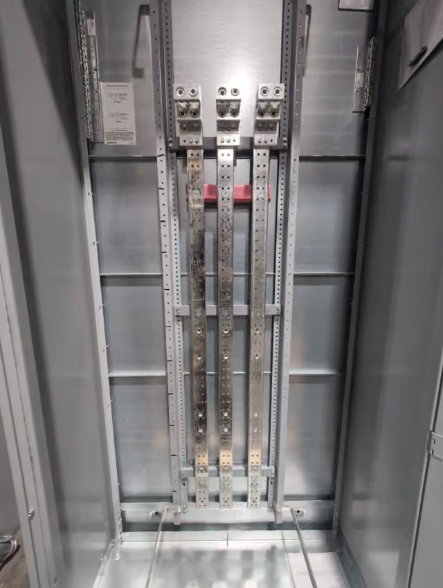 1200 Amp. Siemens, P5E90ML120ATS P5, Panelboard, 480/277 Volts, 3PH 4W MLO Panel, New - Image 7