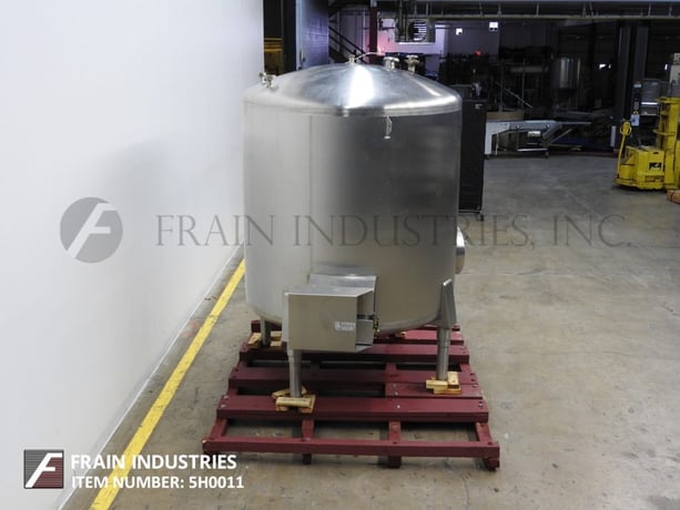 1000 gallon Cherry Burrell #CV, 304 Stainless Steel, single wall tank, 65" diameter x 80" deep with a 64" - Image 3
