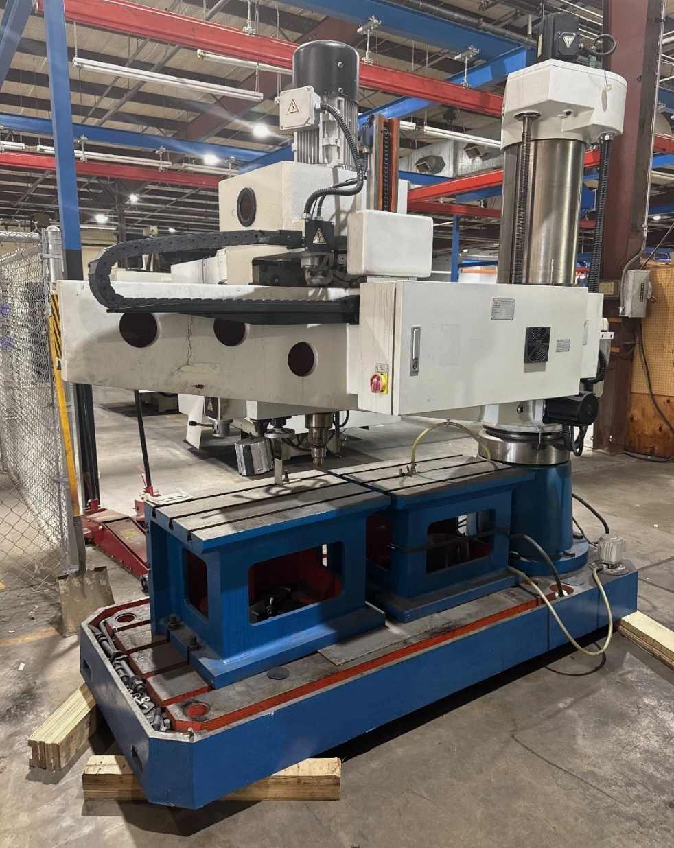 2' -14" Knuth #R-60V, radial arm drill - Image 2