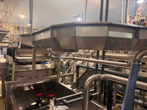 Flume Washer, Stainless Steel, 20" flume width, 100 linear feet, 90° & 180° turns, dunk reels, pumps - Image 6