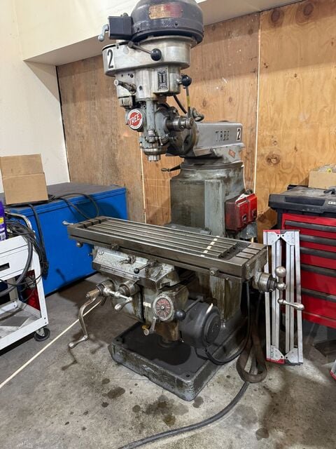 Tree #2UVR, vertical mill, 10.5" x42" table, approx. 25" X, 10" Y, 16" Z, 60-3300 RPM variable speed head - Image 3