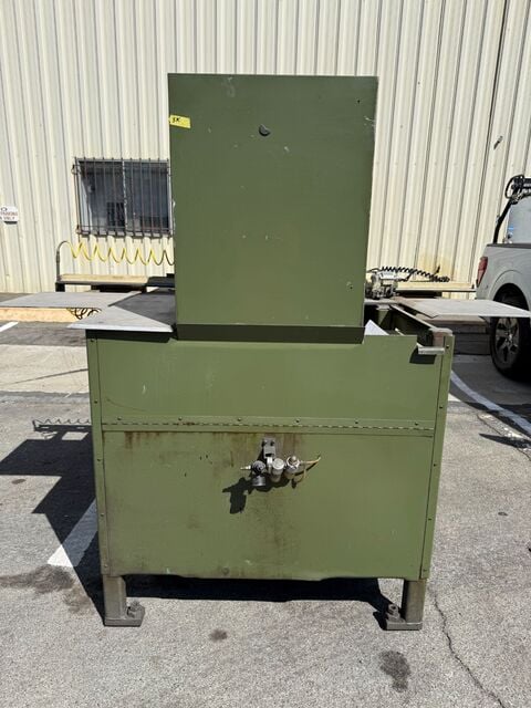 7.5 Ton, Di-Acro #VT-19S, power turret punch press, 18 station, indexing feed table w/pneumatic clamp - Image 2