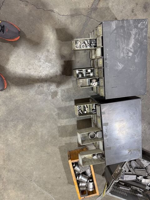 7.5 Ton, Di-Acro #VT-19S, power turret punch press, 18 station, indexing feed table w/pneumatic clamp - Image 8