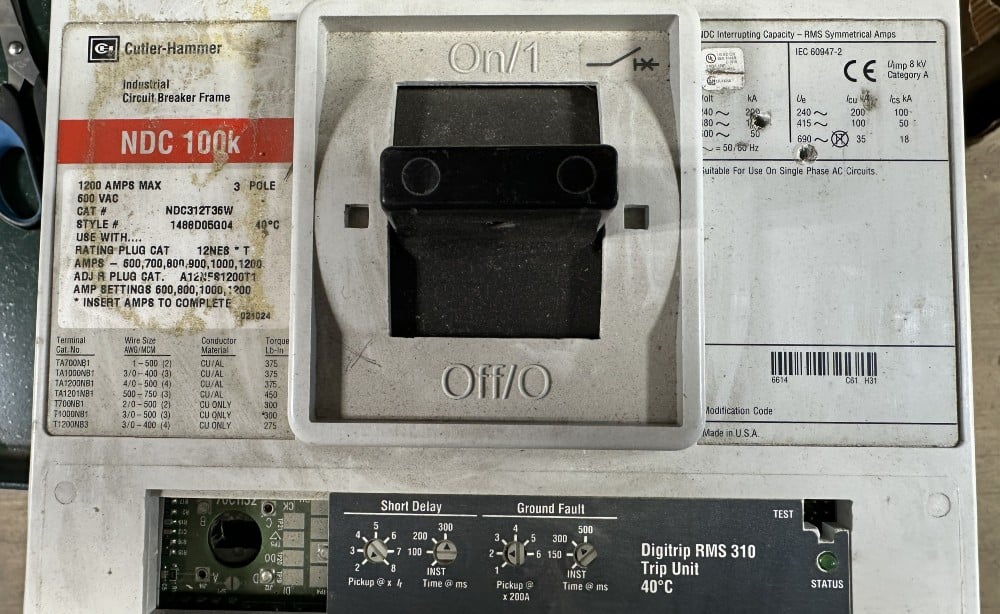 1200 Amps, Cutler-Hammer / Cutler Hammer, Molded-Case Circuit Breaker, 3-Pole, 600V Max., INDUSTRIAL - Image 2