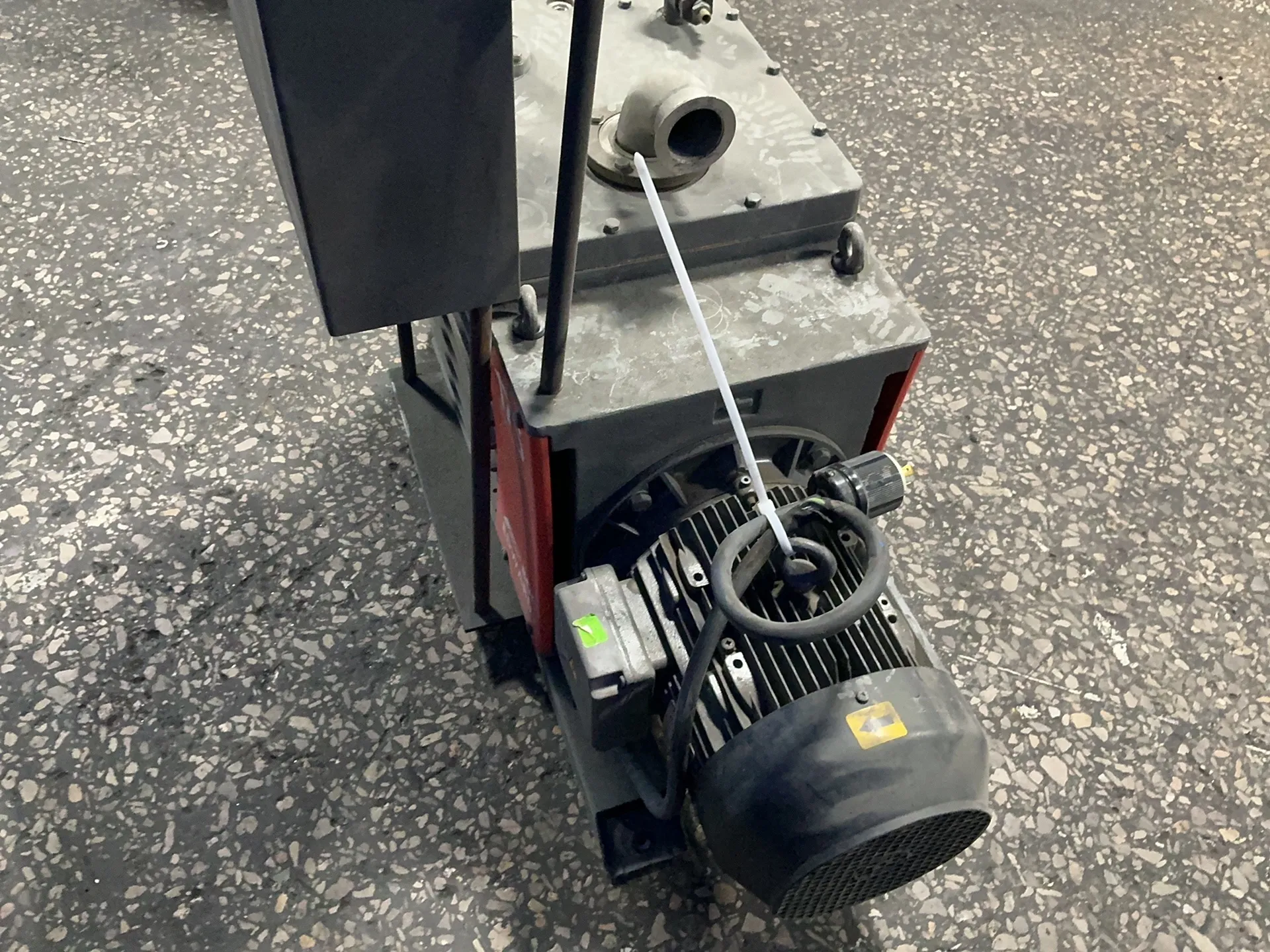 BOC Edwards #E2M175, vacuum pump, 6.5 KW, 1740 RPM, Edwards MF 300 outlet mist filter, 208-230/460 V. (5 - Image 4