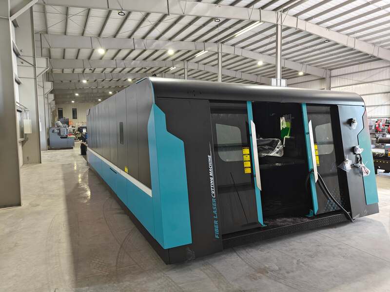 DNE #D-SOAR-2560FCCBSD, CNC fiber laser cutting machine, 12000 watt, 98" x 236" table w/ pallet changer - Image 3