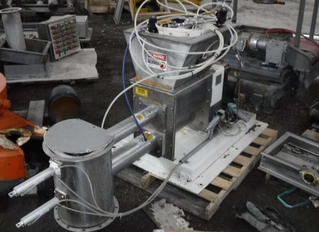 Acrison #402B-12000-225-105Z/101-K/N, Volumetric Screw Feeder, double screws, Stainless Steel, 2 @ 1HP - Image 1