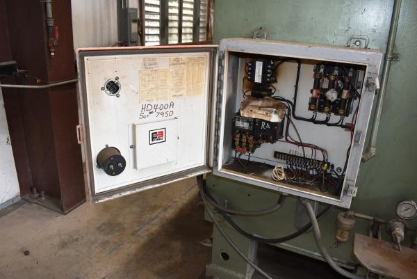 40000 lb. Aronson #HD400A, welding positioner, variable speed rotation, powered gear tilt, hand pendant - Image 5
