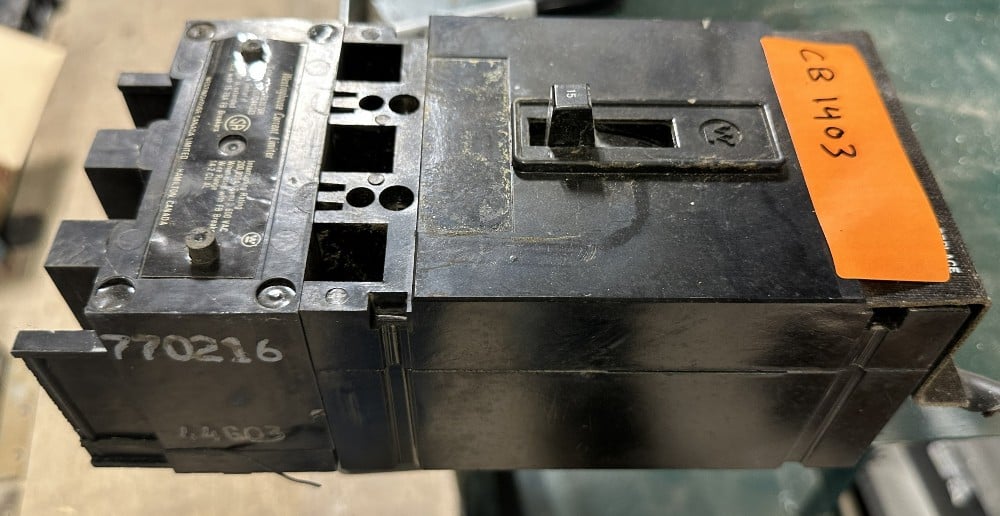 15 Amps, Westinghouse, Molded Case Circuit Breaker, 3-Pole, 600 VAC Max., Non-Adjustable / Fixed Trip - Image 4