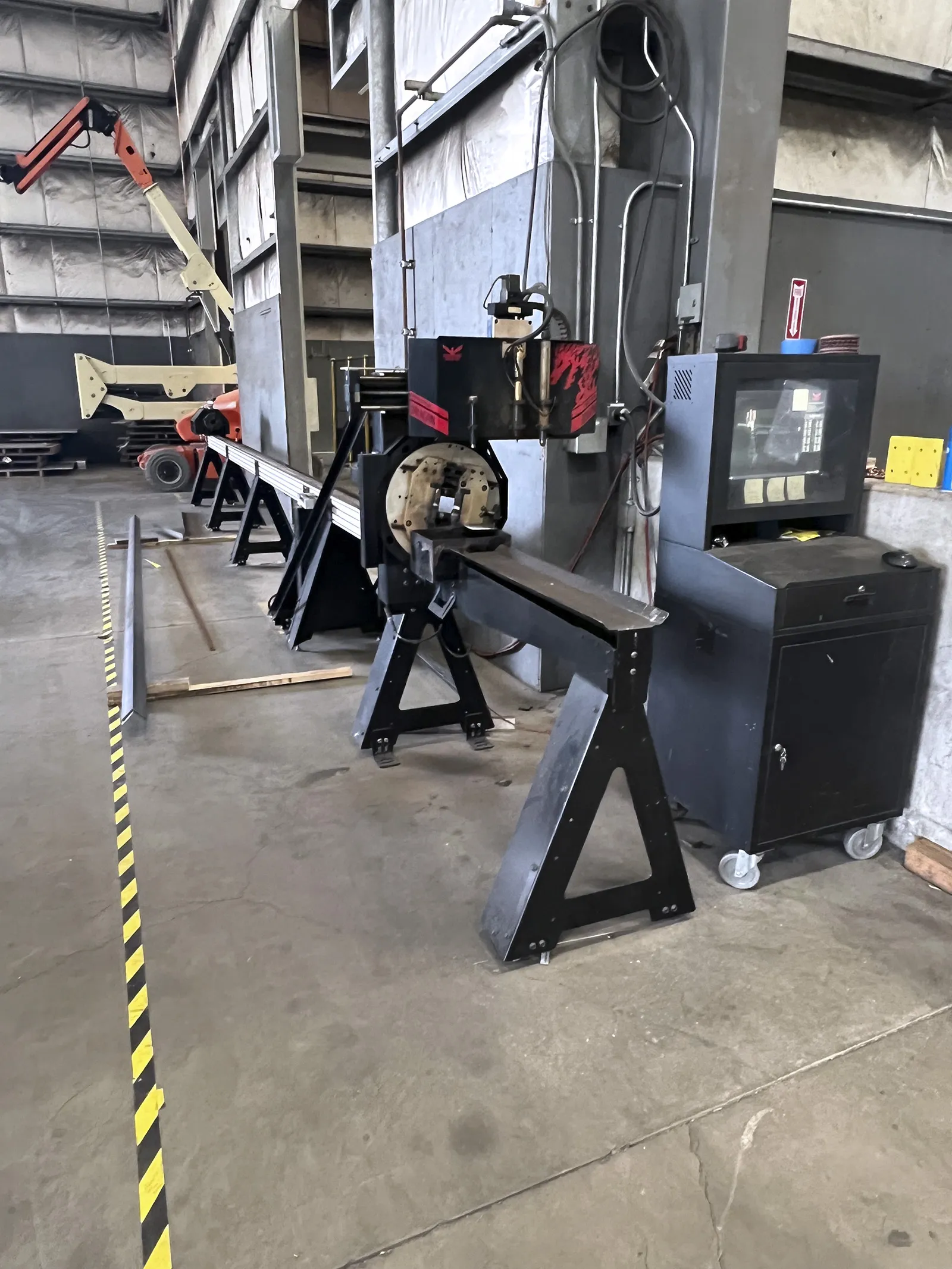 Bend-Tech #Dragon-A400, CNC tube & pipe plasma cutting system, 24' length, 0.75"-6" round, 1"-4" square, 400 - Image 1