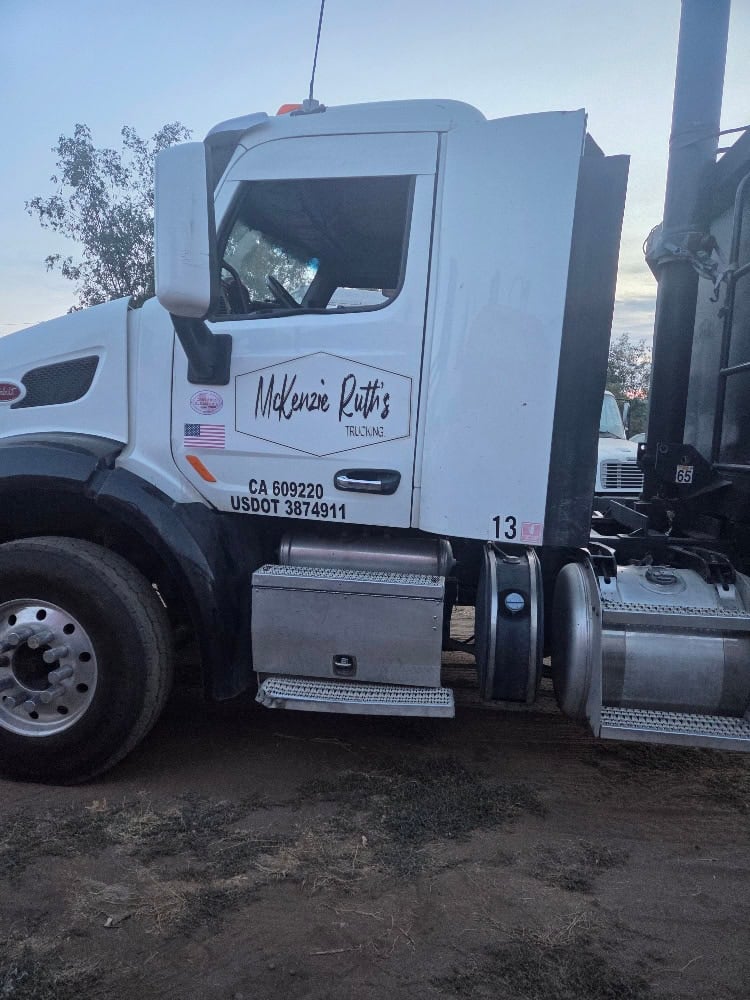 Peterbilt #579-Supertag, Tri-axle Dump Truck, 610,605 mi, 2016 - Image 5