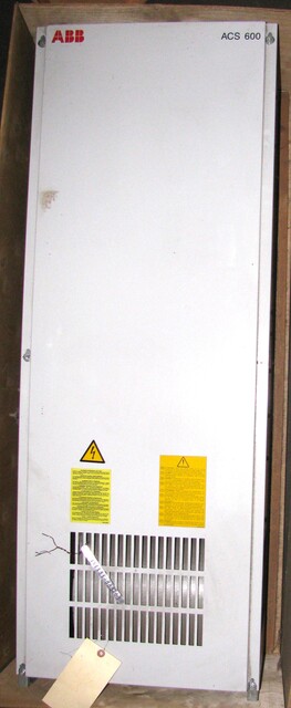 100 HP ABB, ACS60402105, AC Variable Frequency Drive, floor mounted enclosure, 260/200 amp, 0-500 Volts - Image 1