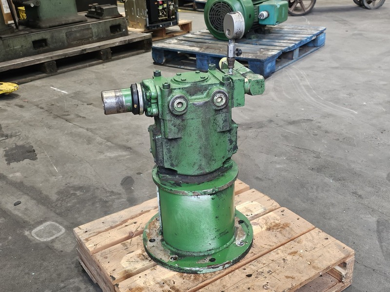 50 HP 1770 RPM Hyundai #HK326SR235A, AC Electric Motor w/Parker variable displacement piston pump, Frame - Image 3