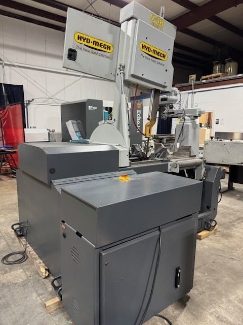 31" x 18" Hydmech #V18-45, Vert Band Saw, 7.5 HP, 1-1/4" blade, digital read out, 2004 - Image 3