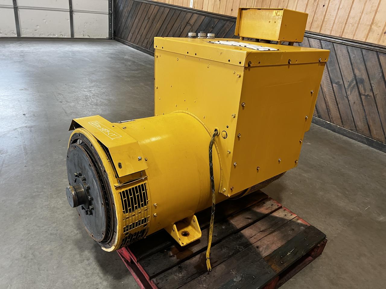 350 KW Caterpillar #SR4B, generator end, take off C15 engine, 480 Volts, 3 Phase, 12/4 wire, 14" flywheel - Image 2