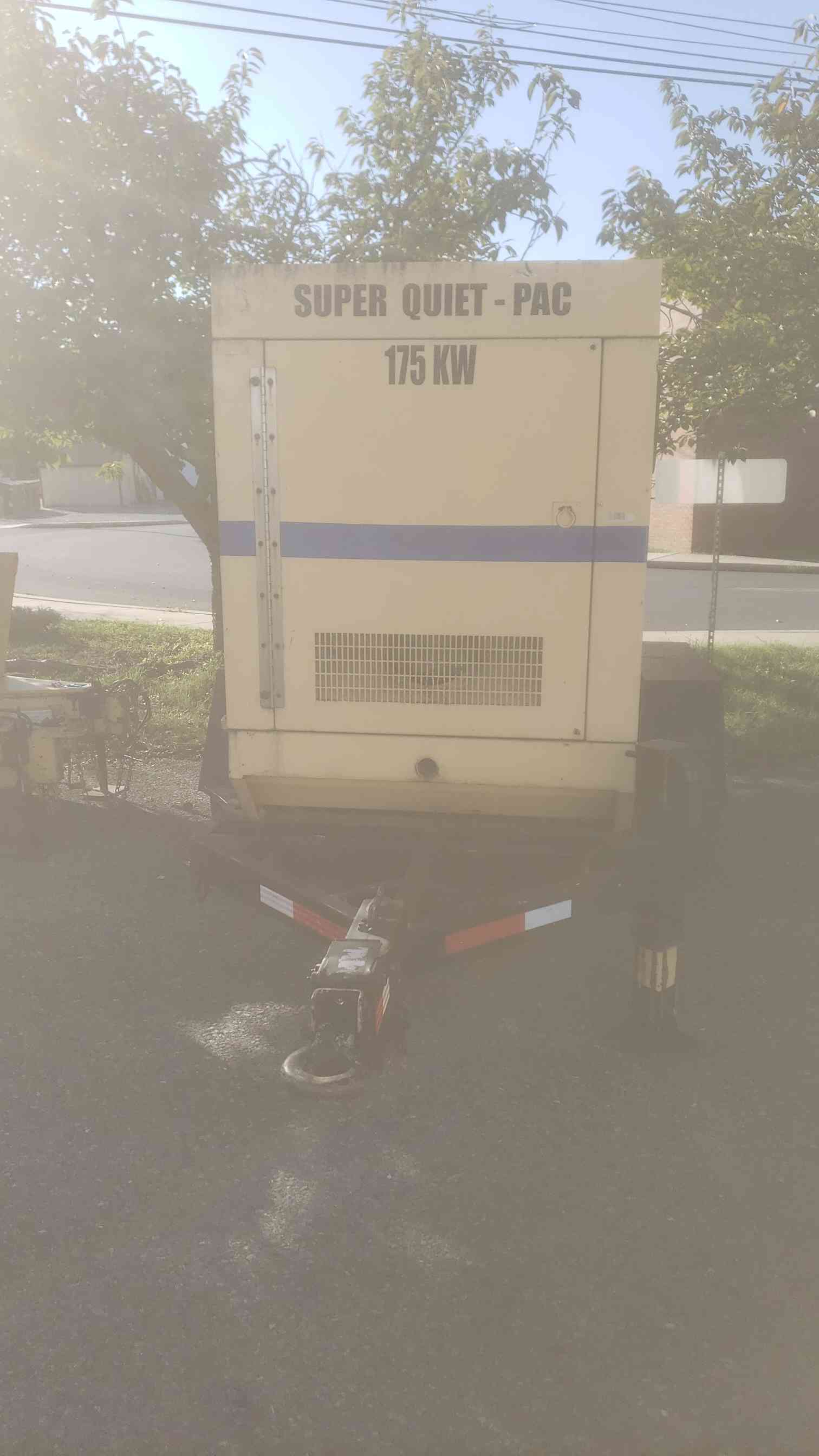 175 KW Coleman #SuperQuiet, diesel generator, John Deere 6081 engine, towable trailer, multi voltage - Image 6