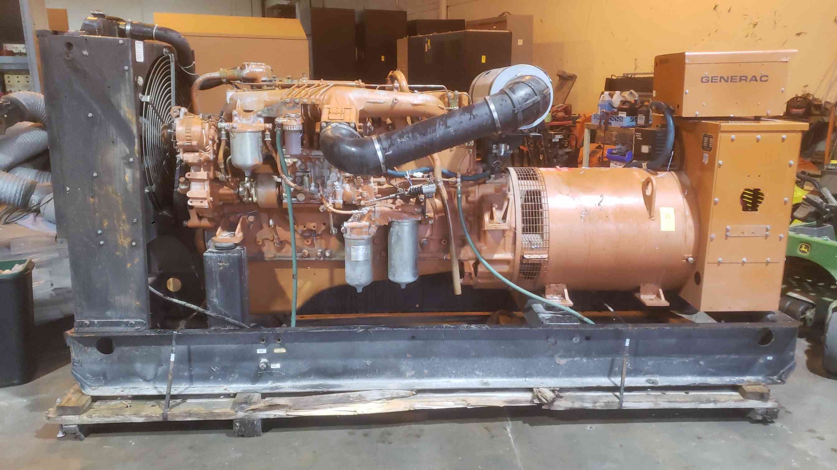 100 KW Generac #440FDR8017GG-F915, diesel generator, 277/480 Volts, 347/173 Amps, 3 Phase, 628.6 hours - Image 1