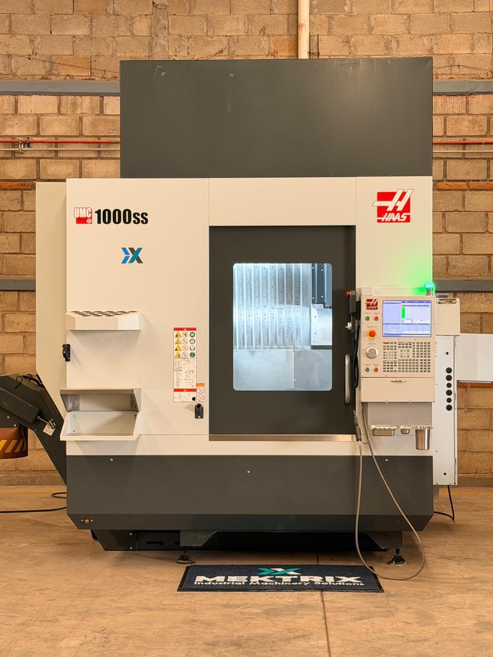 Haas #UMC-1000SS, 5-Axis CNC vertical machining center, 40" X, 25" Y, 25" Z, 12000 RPM, 31 automatic tool - Image 2