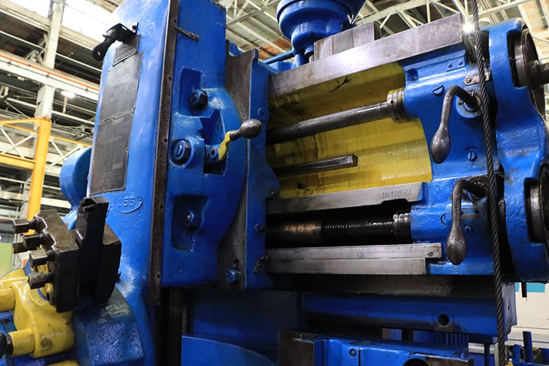 42" Bullard, vertical boring mill, 44" swing, 42" table, spiral drive, turret, side head, 4-jaw - Image 5