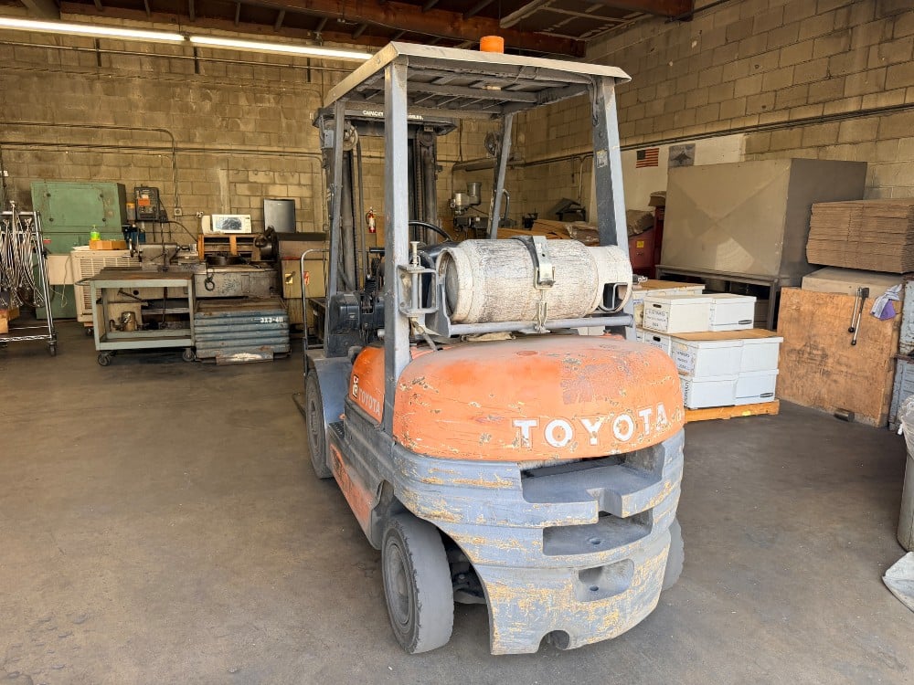 4100 lb. Toyota #42-6FGU25, LPG forklift, 8163 hours - Image 3
