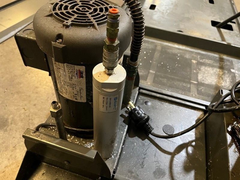 Haas #DM-2, CNC vertical machining center, 28" X, 16" Y, 15.5" Z, 34" x 15" table, 15,000 RPM, 15 HP, CAT 40 - Image 7