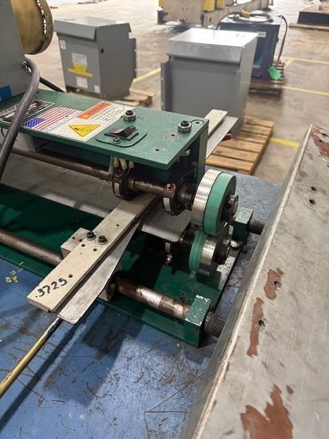 24" Tennsmith #SLE-24-16, Sheet Slitter, 16 gauge capacity, adjustable material width, electric motor driven - Image 2