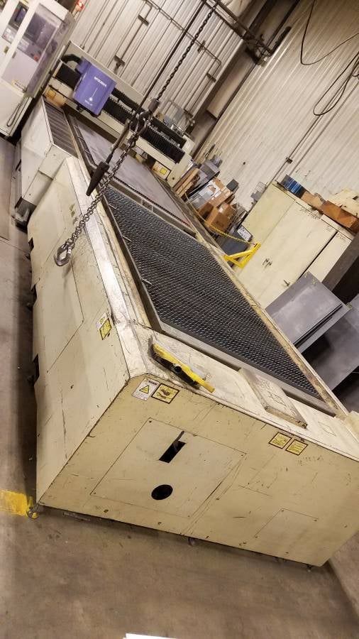 Mitsubishi #LXP-2512, 3020D, 2000 watt laser, 96" x 48" sheet, 98" X, 49" Y, 3.9" Z, dual pallet shuttle - Image 2