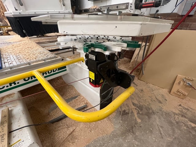 Onsrud #122C16C, CNC Router, 5' x 10' table, (2) 5' x 5' tables, vacuum pump, boring block, C-axis, Fanuc - Image 4