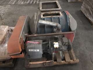 14" x 14" Sprout Waldron rotary airlock, Stainless Steel, closed rotor, 3 HP, #1271754 - Image 2