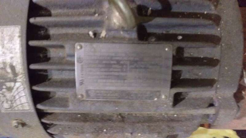 100 GPM @ 60' TDH, Crown #B30-7X, self priming, D.I., 3 x 3 x 7, 3 HP, horizontal, #1271661 (2 available) - Image 1