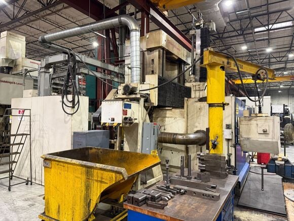 54" Giddings & Lewis #54-VTC, CNC Vertical Turning Lathe, 60" swing, 73" work height, 50 HP, G & L 8000B CNC - Image 5