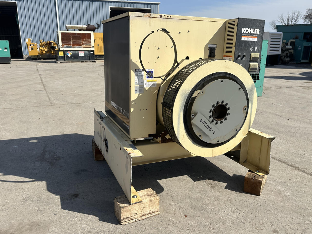 240 KW Kohler #230REOZD, generator end, 120/208 Volts, 1 & 3 phase, 12 wire, 750 hours, 1999 - Image 3