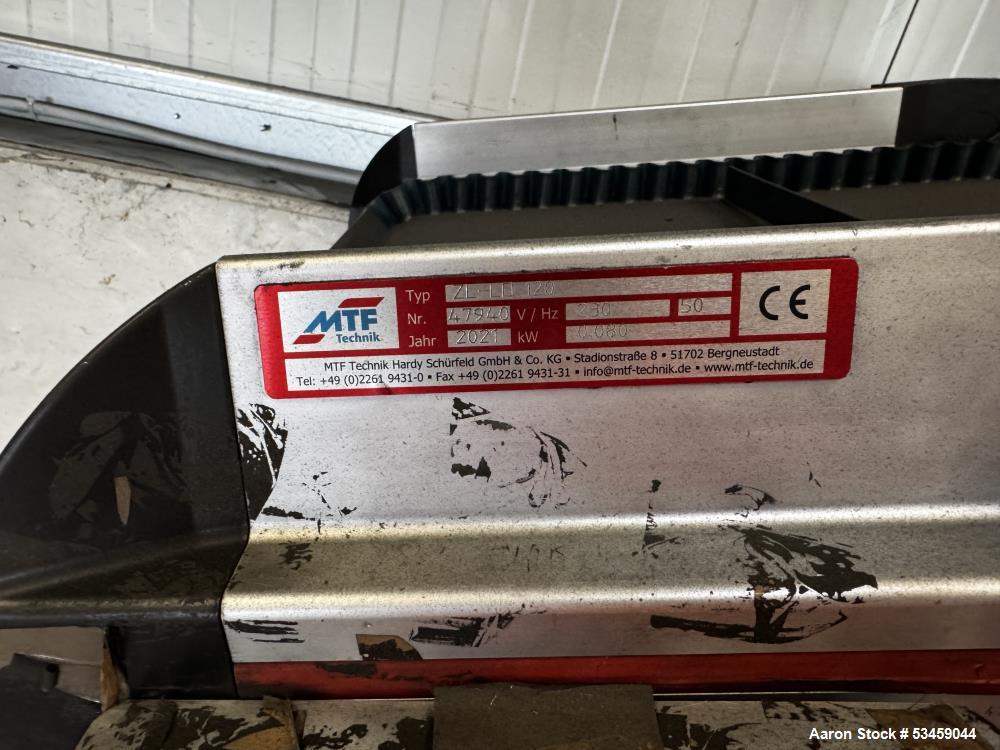 Pierret, Guillotine Cutting System, (1) #G35RI and (1) #G28RI cutting machines, (2) belt conveyors, platform - Image 5