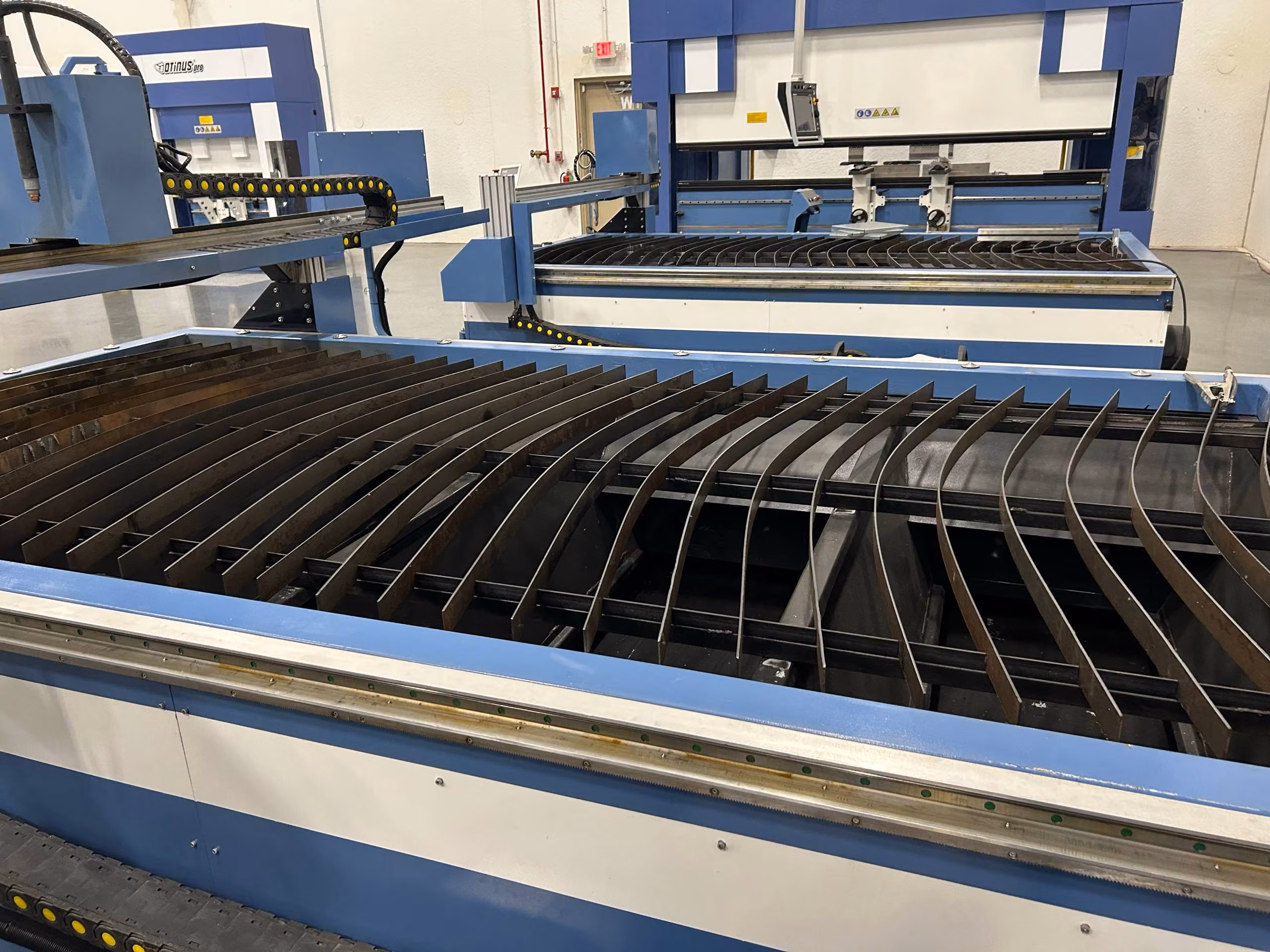 Otinus #PCV-3015-DG, CNC plasma & gas cutting machine, 10' x 5' work area, 9" gantry clearance, 5,510 lb. - Image 1