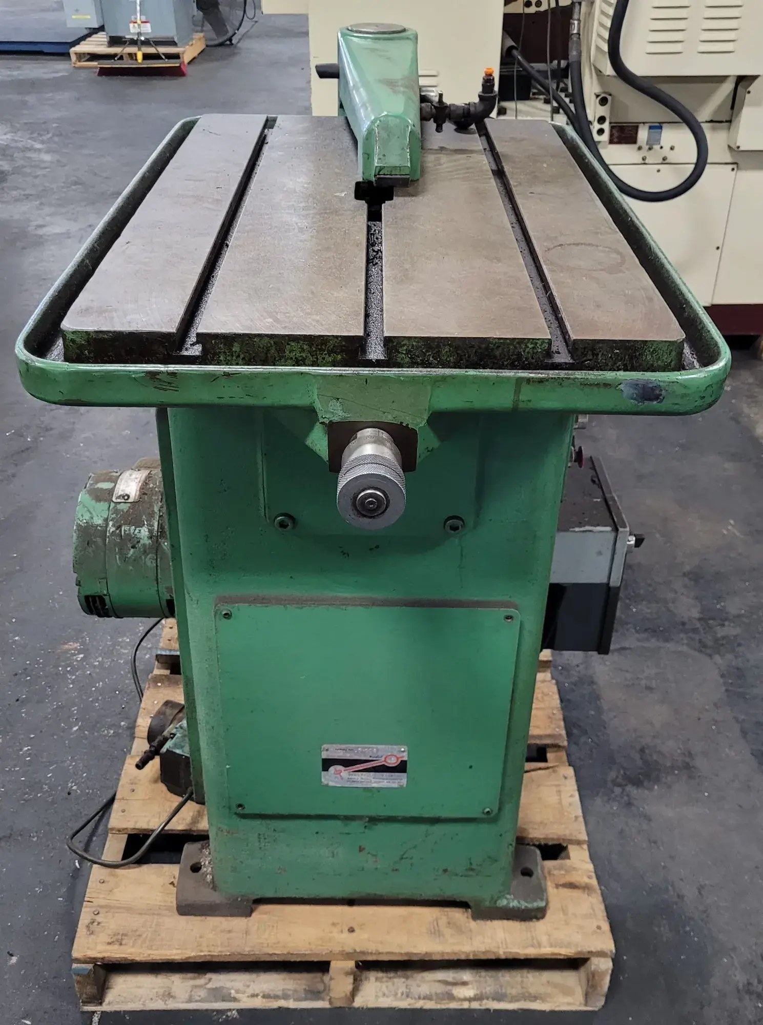 1-1/2" x 31" Hansford Davis #15, keyseater, 19" throat, 20" x 31" table, 45 SPM, 2 HP, 460 V., 3 Ph. - Image 3