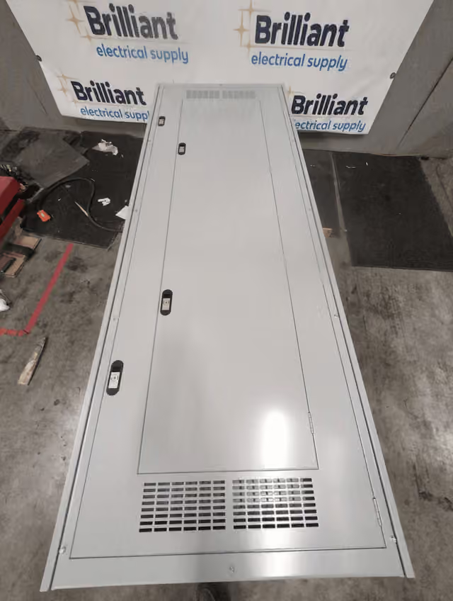 800 Amp. Siemens, P5E90ML800ATS, NEMA 1 Panelboard 480/277 Volts 54 Cir MLO - Image 2